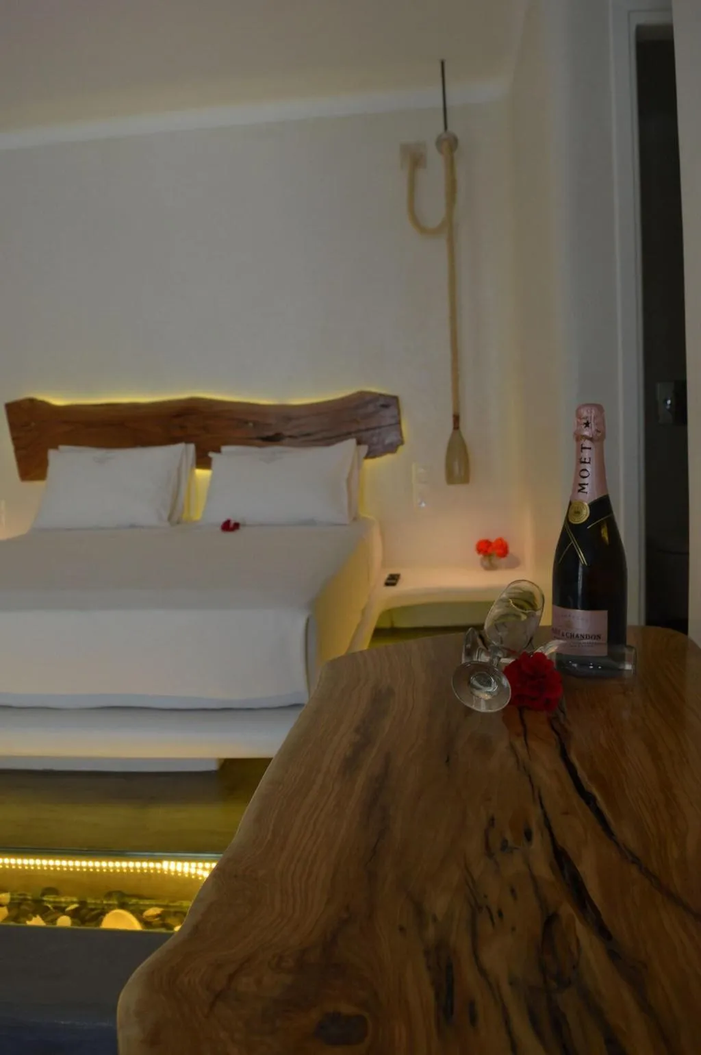 Room, Flaskos Suites, Mykonos