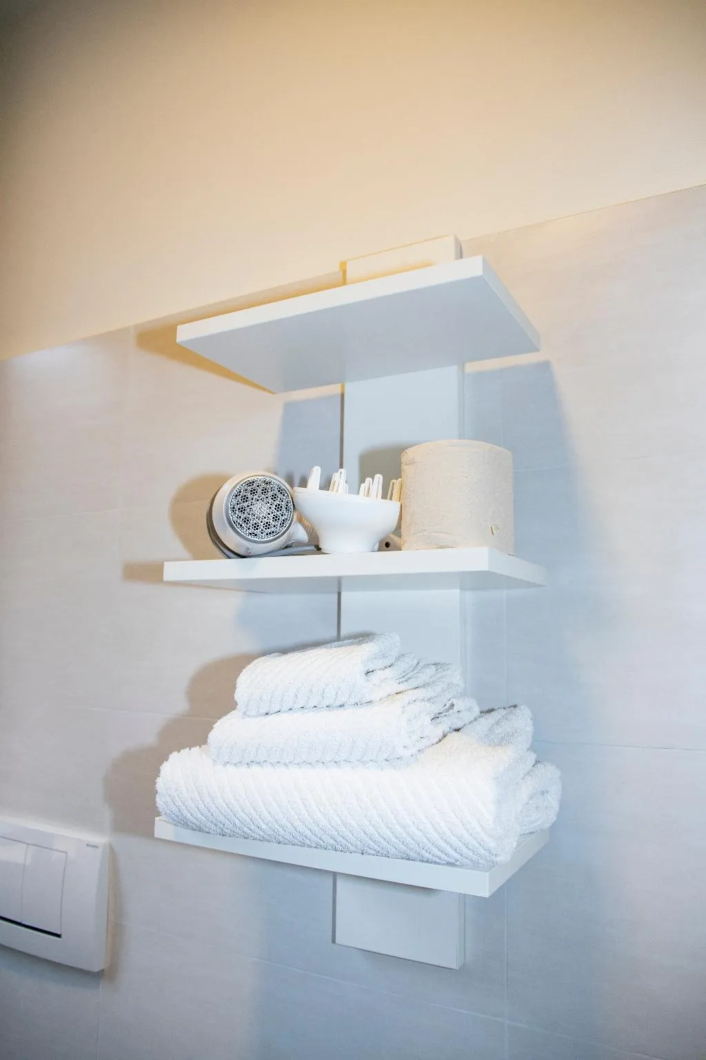 Room, Easy Apartment Navigli, Milan