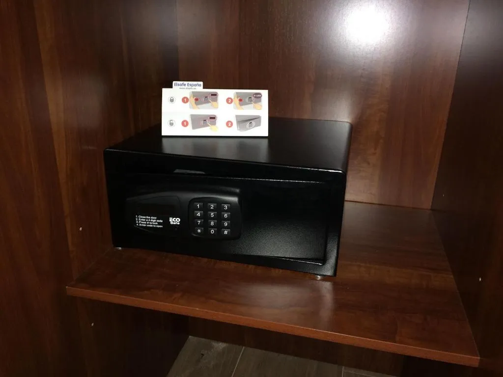 Room, Hostal Larios, Costa Del Sol