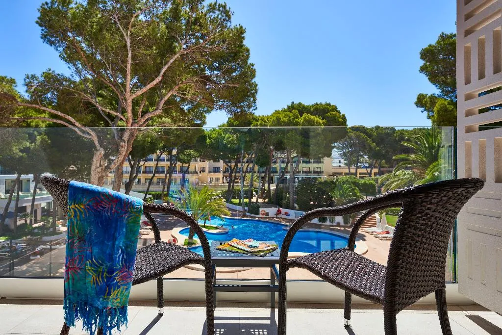 Double or Twin WITH BALCONY Room, S'Entrador Playa, Majorca