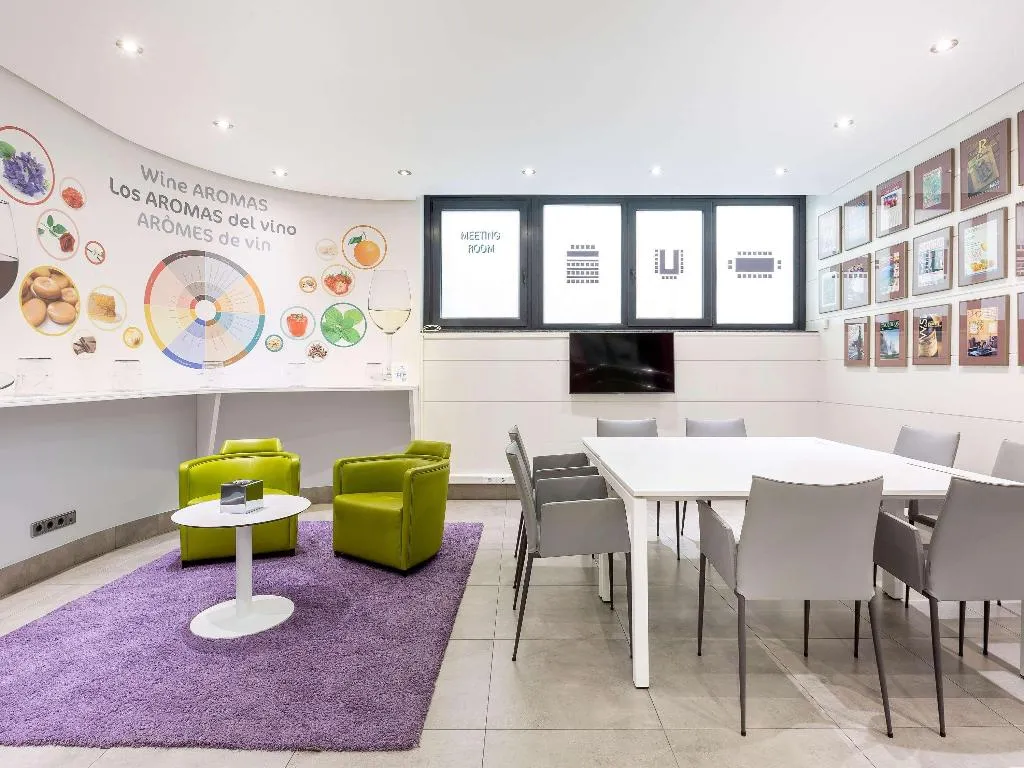 Conferences, Ibis Styles Madrid Prado, Madrid
