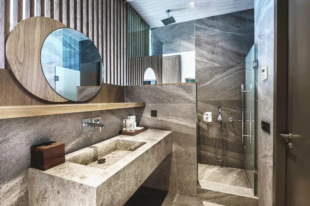 DOUBLE DELUXE LAND VIEW Room, Cape Bodrum Luxury Hotel & Beach, Bodrum
