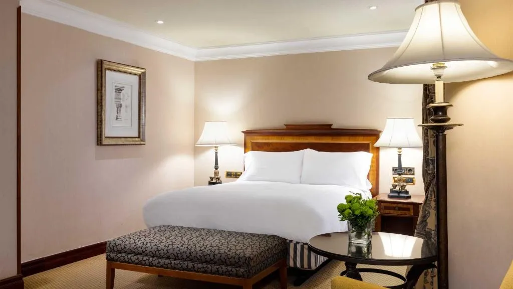 DOUBLE CLASSIC QUEEN BED Room, InterContinental Madrid, Madrid