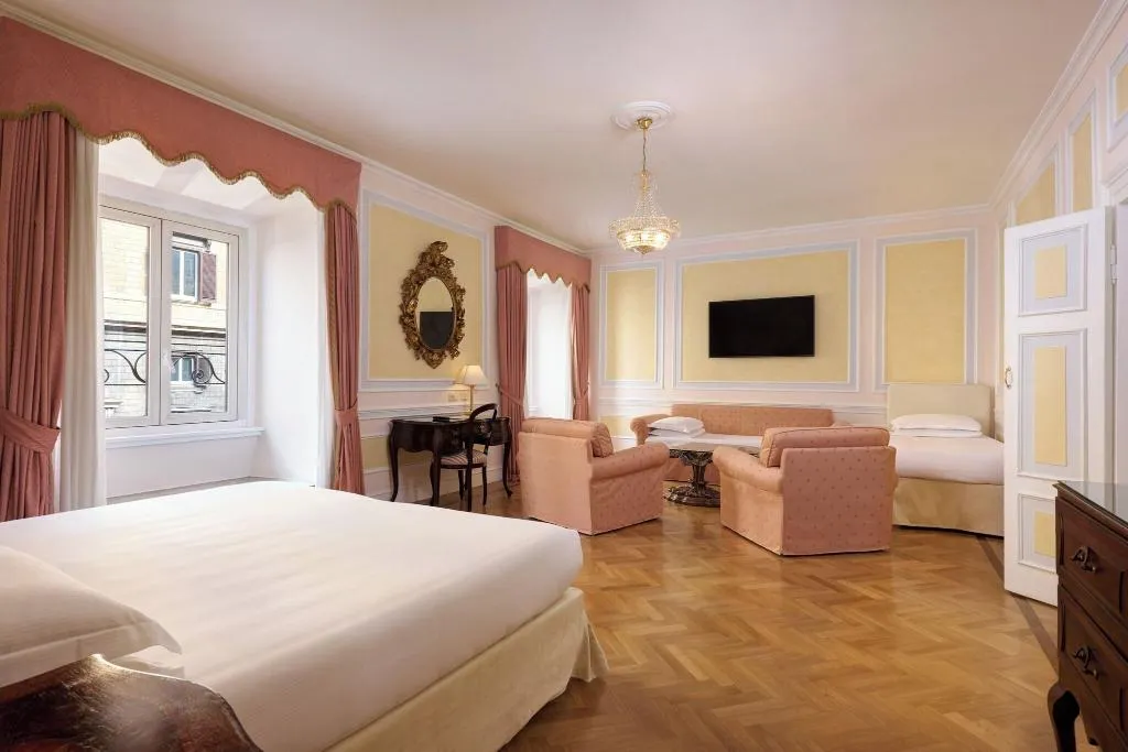Room, Hotel Quirinale, Rome