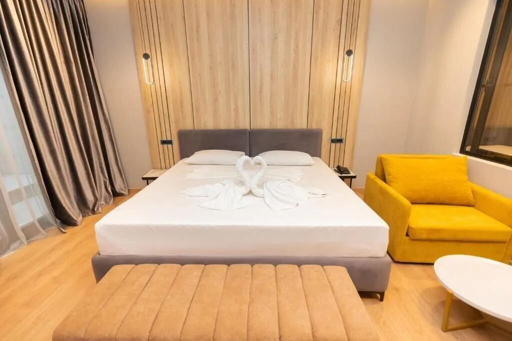 Room, Esbjerg Hotel, Kavaje