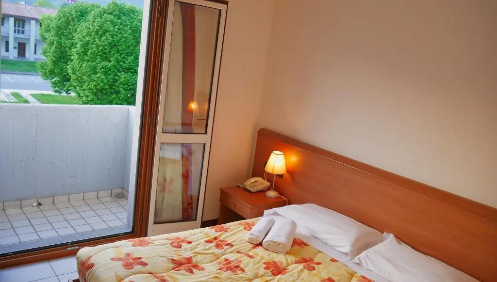 Room, Hotel Vajont, Venice