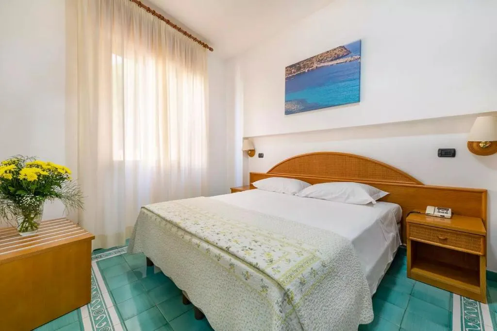 DOUBLE ECONOMY Room, Hotel Sporting - Sorrento Coast, Naples