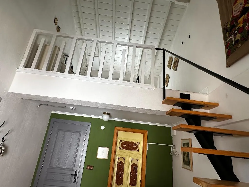 QUADRUPLE LOFT Room, Perperene Konağı, Izmir