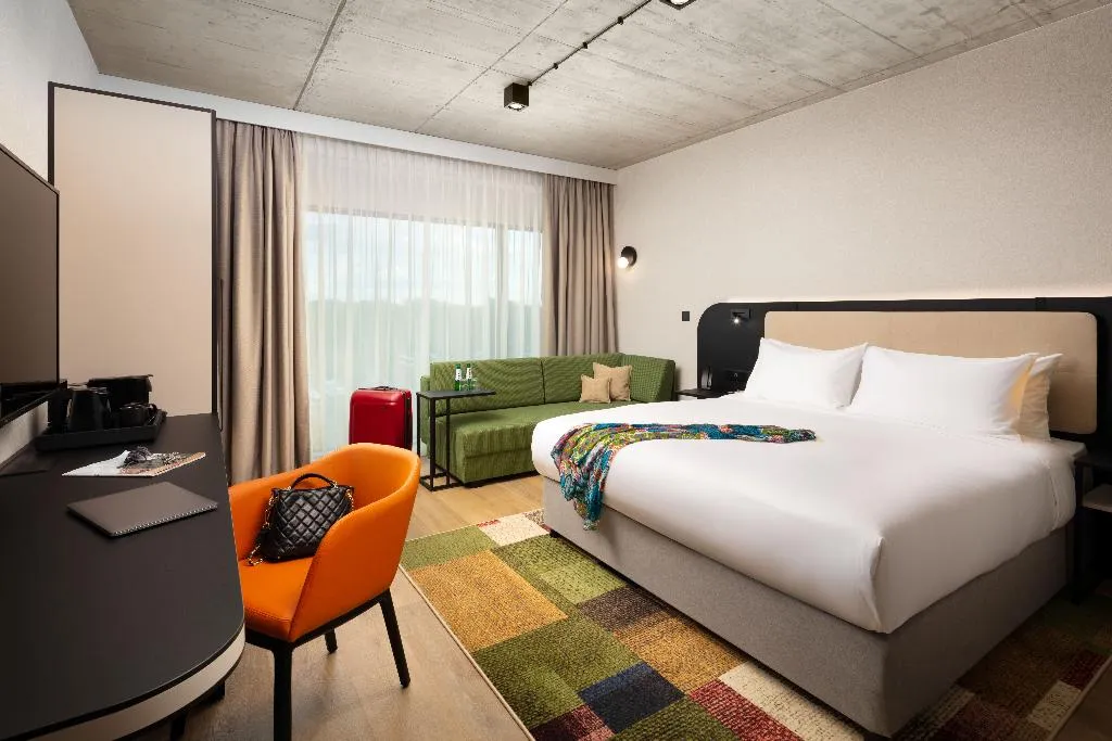 DOUBLE PARK VIEW Room, Hyatt Place Krakow, Krakow