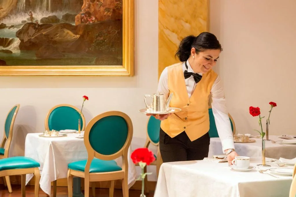 Restaurant, Hotel La Residenza, Rome