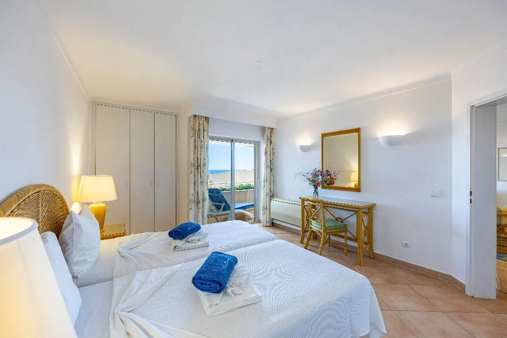 APARTMENT ONE BEDROOM WITH AIR CONDITIONING Room, Vila Palmeira, Algarve