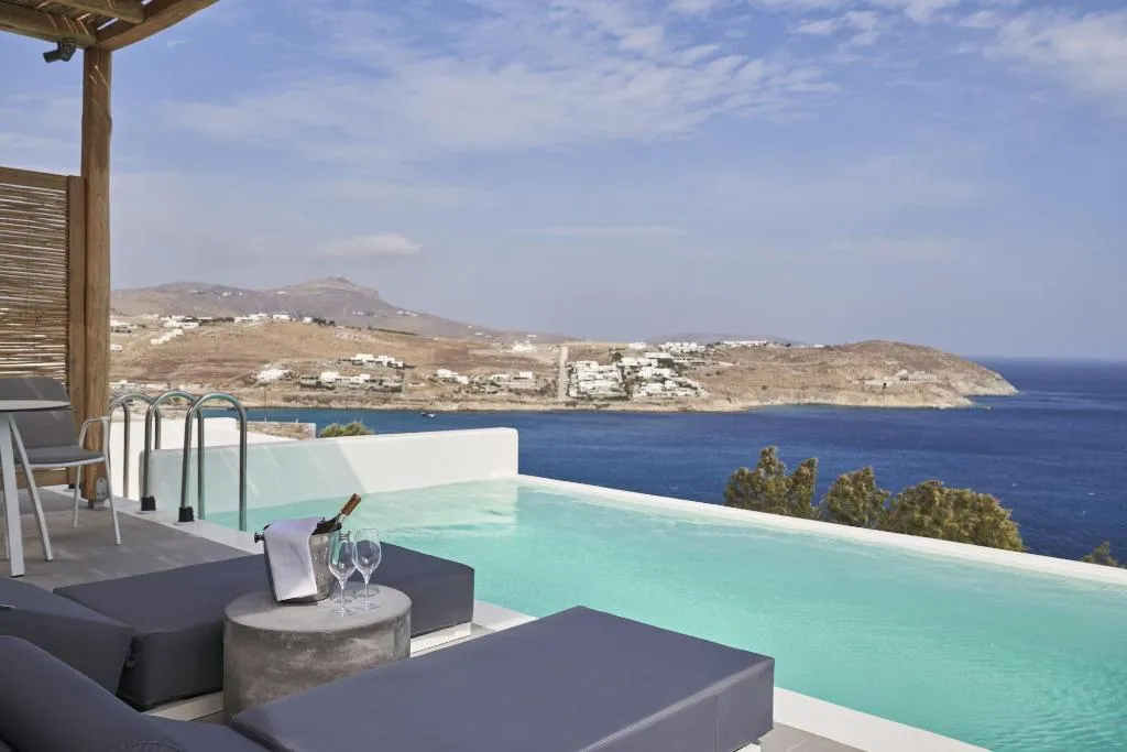 Room, Radisson Blu Euphoria Resort, Mykonos