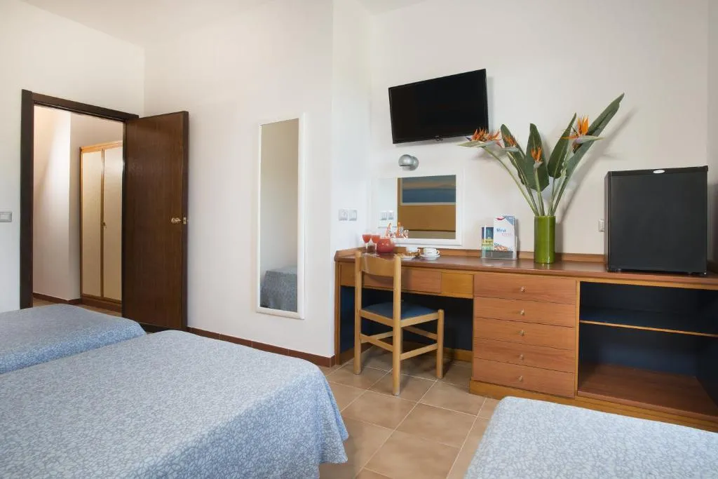 TRIPLE STANDARD Room, Hotel Oasis, Alghero