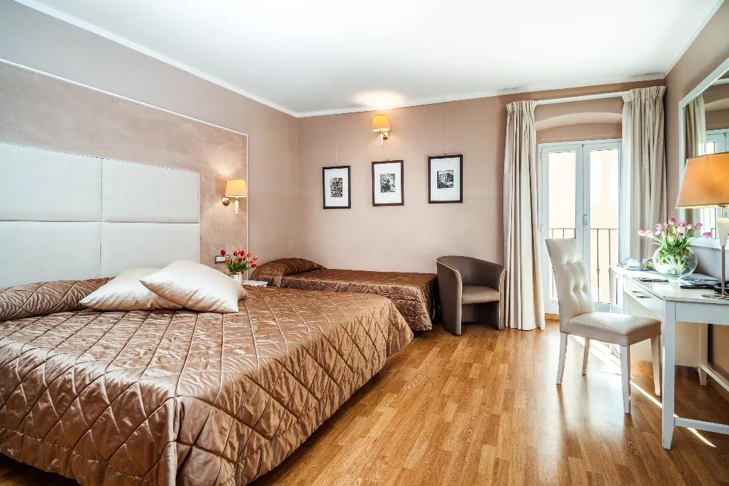 TRIPLE STANDARD Room, Hotel Centrale, Olbia