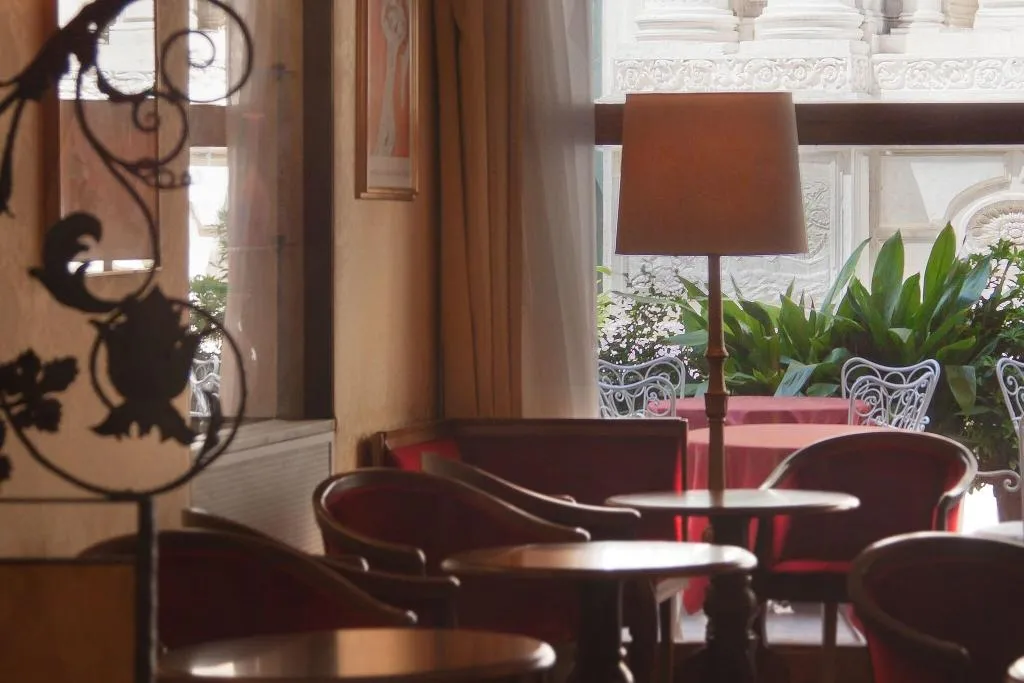 Lobby, Bel Sito e Berlino, Venice