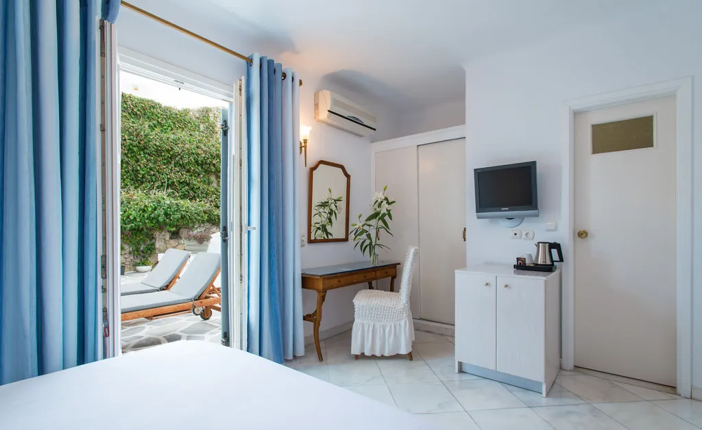 SINGLE STANDARD Room, Adonis, Mykonos