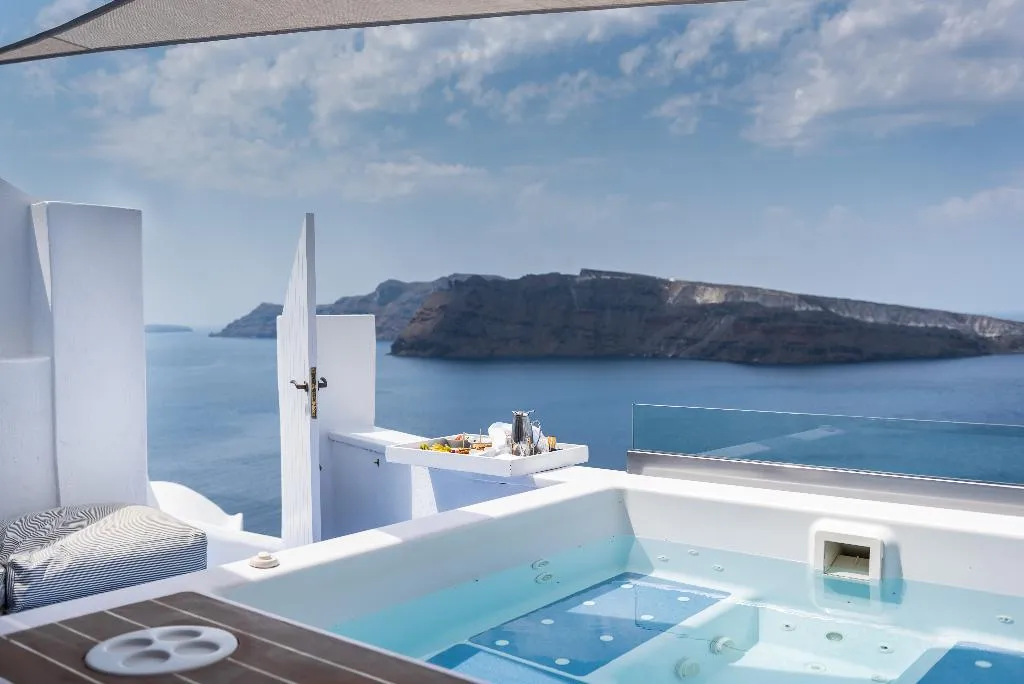 General view, Hyperion Oia Suites, Santorini