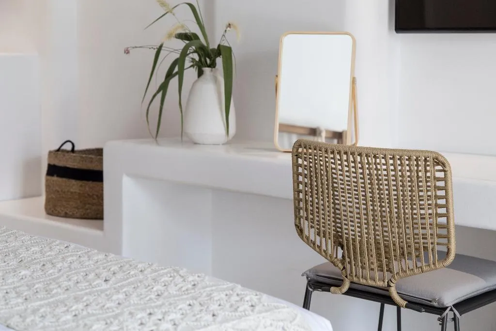SUITE WITH JACUZZI Room, Adorno Suites Mykonos, Mykonos