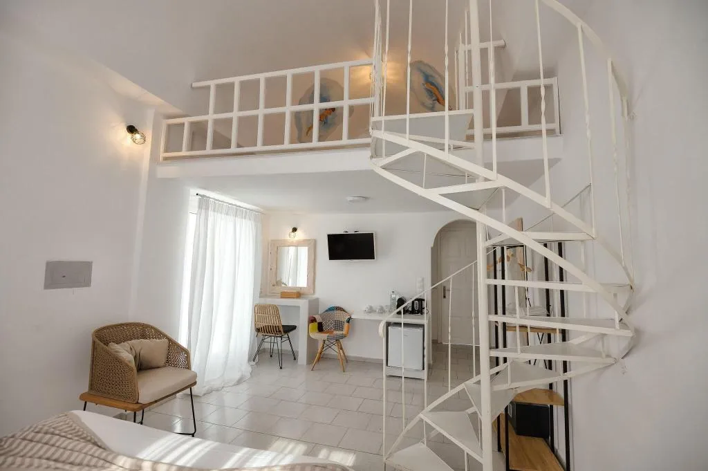 Room, Aspro Phos, Santorini