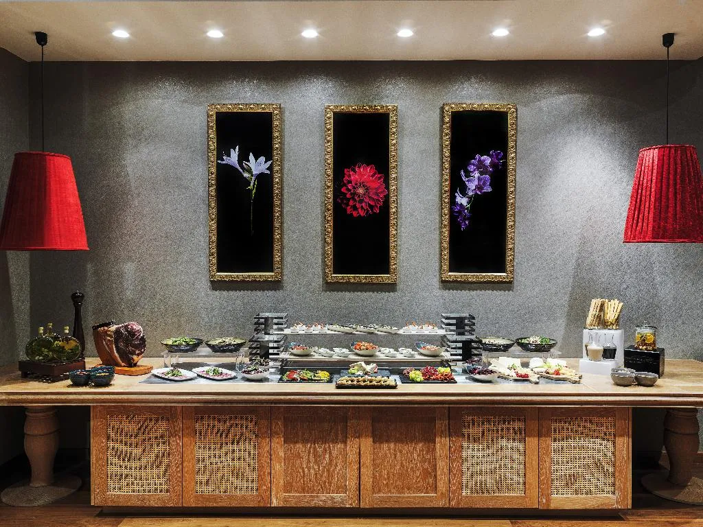 Restaurant, Olympic Lagoon Resort, Cyprus