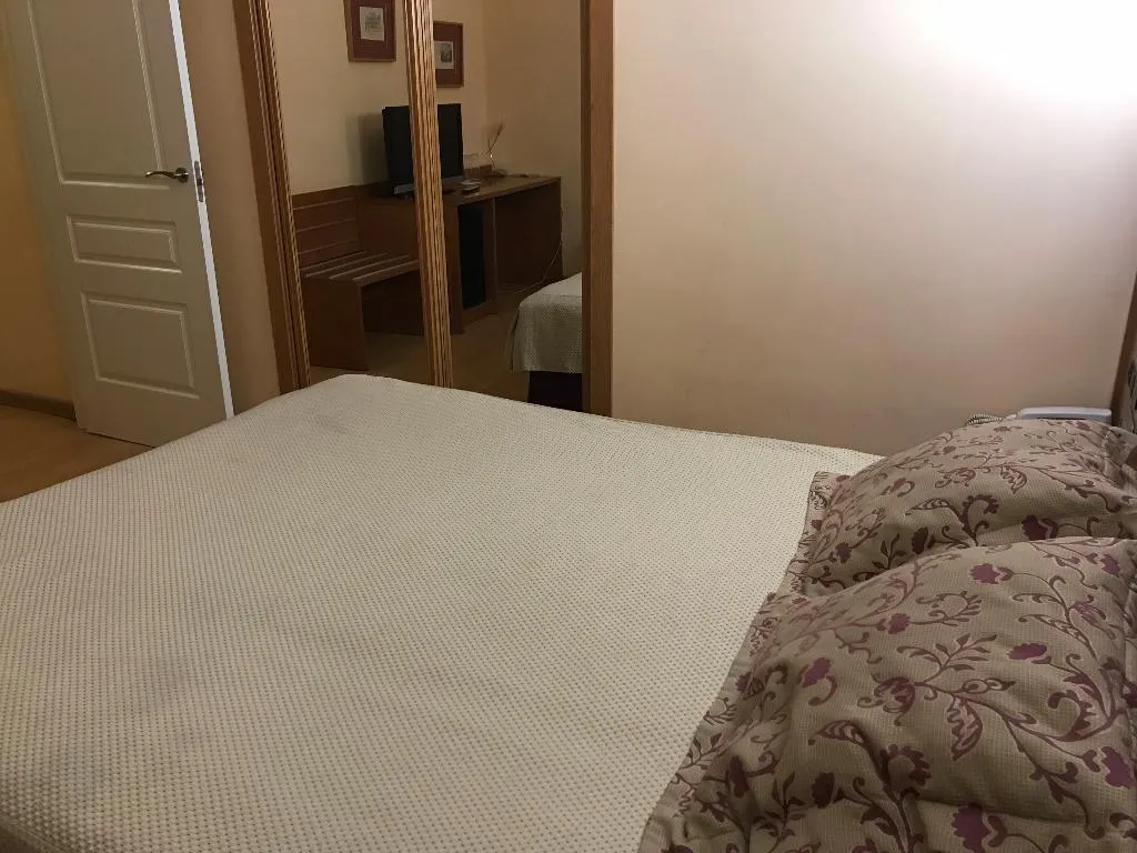 TRIPLE STANDARD Room, Alfonso VIII, Madrid