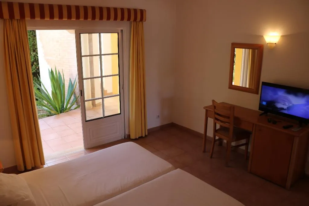 Double or Twin GARDEN VIEW Room, Cvl Club House, Algarve