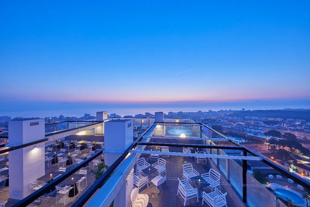 Terrace, BG Tonga Tower Design Hotel & Suites, Majorca