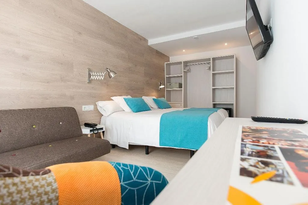 Room, Hostal Menurka, Menorca