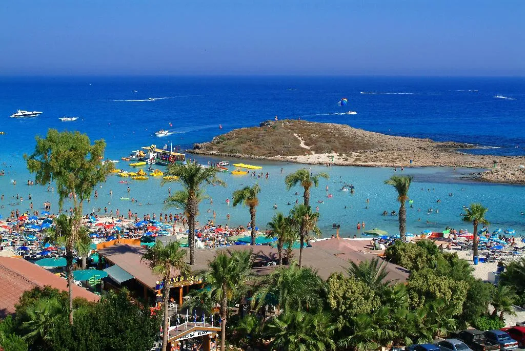 Beach, Nissiana Hotel and Bungalows, Cyprus