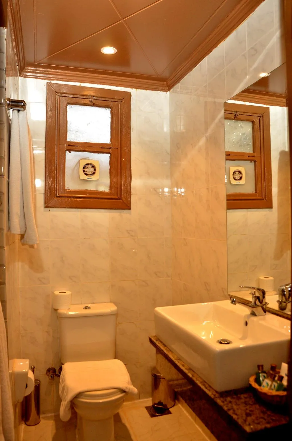 FAMILY ROOM CAPACITY 4 Room, Dive Inn Resort, Red Sea Riviera