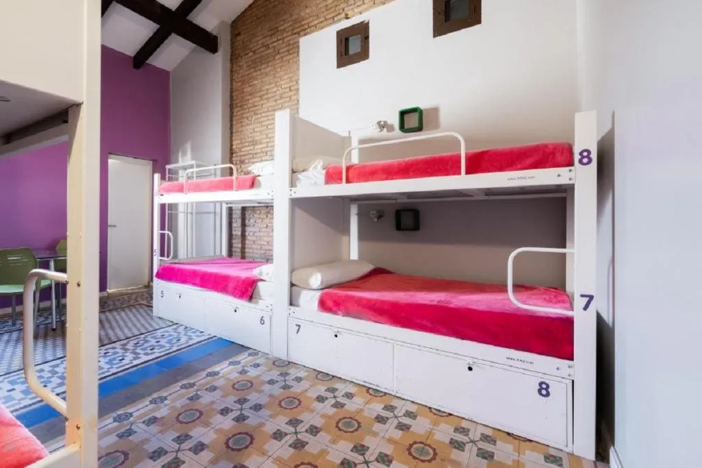 Bed in dormitory FEMALE ROOM CAPACITY 8 Room, Purple Nest, Valencia