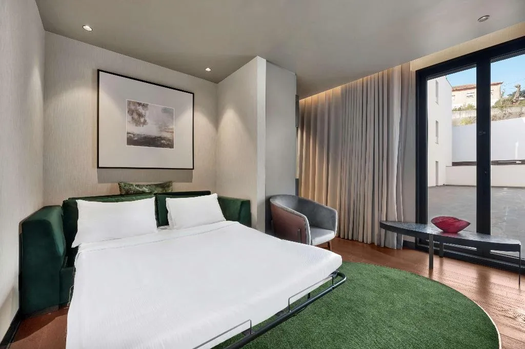 SUITE KING BED ONE BEDROOM  Room, Hilton Porto Gaia, Porto