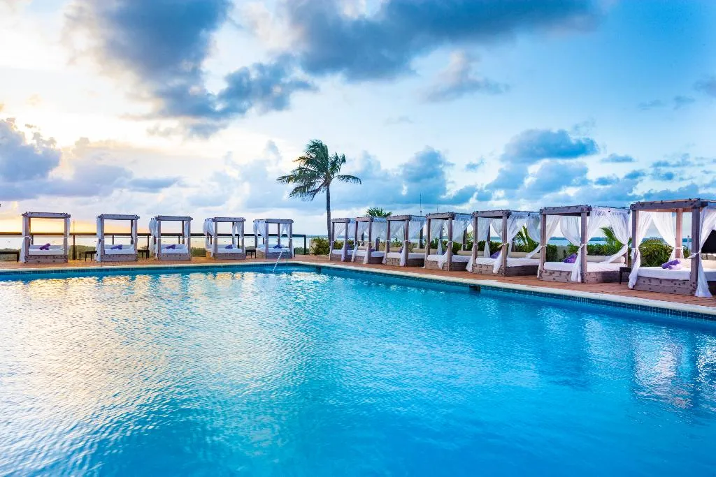 Pool, Crown Paradise Club Cancun All Inclusive, Cancun Area