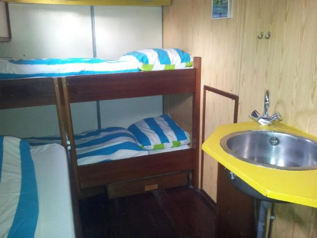 Room, Intersail Hostel Amsterdam, Amsterdam