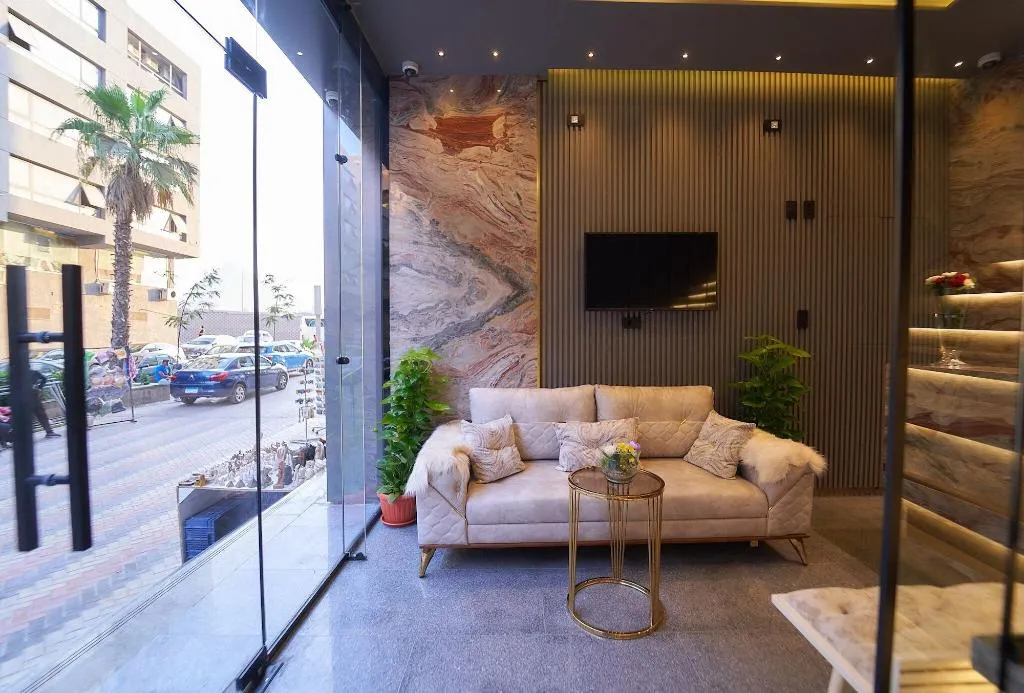 Lobby, Gold's Pyramids Hotel, Cairo