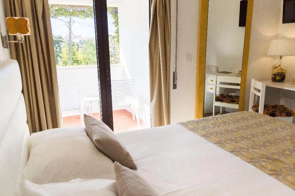 DOUBLE WITH BALCONY Room, Casa do Outeiro, Arts & Crafts Boutique Hotel, Porto