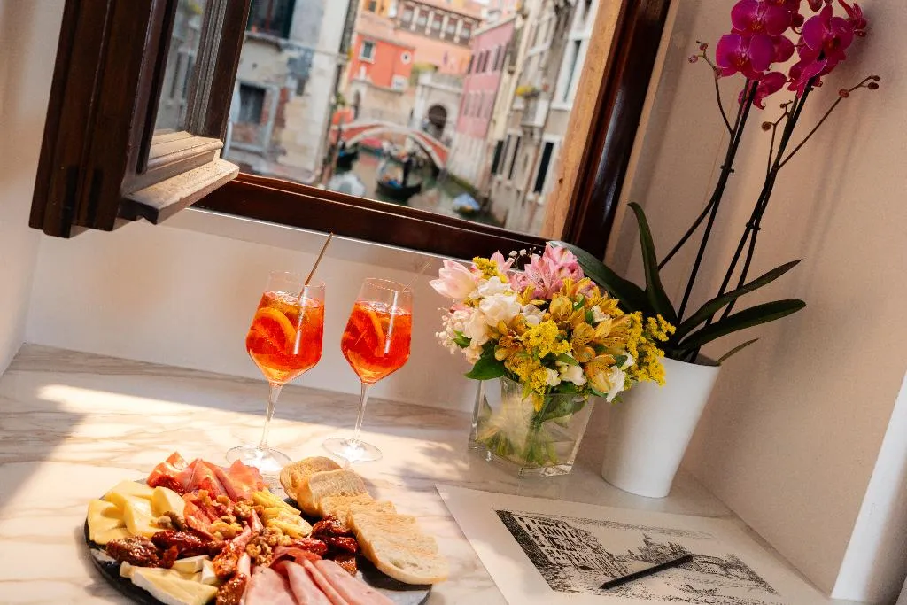 SUITE STANDARD Room, All'Angelo Art Hotel, Venice