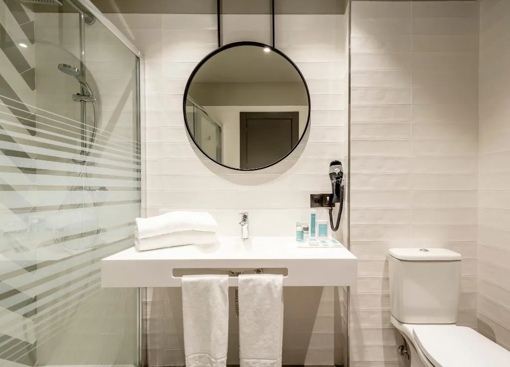 DOUBLE SINGLE USE STANDARD Room, Ilunion Alcora Sevilla, Seville