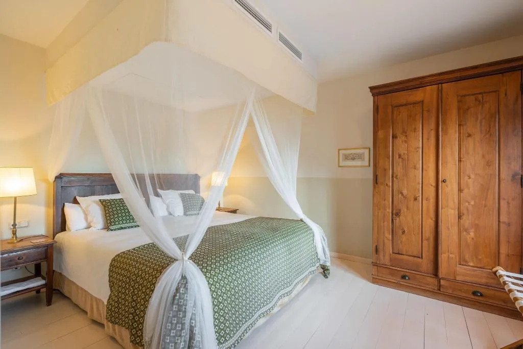 Room, Hotel La Fuente De La Higuera, Costa Del Sol