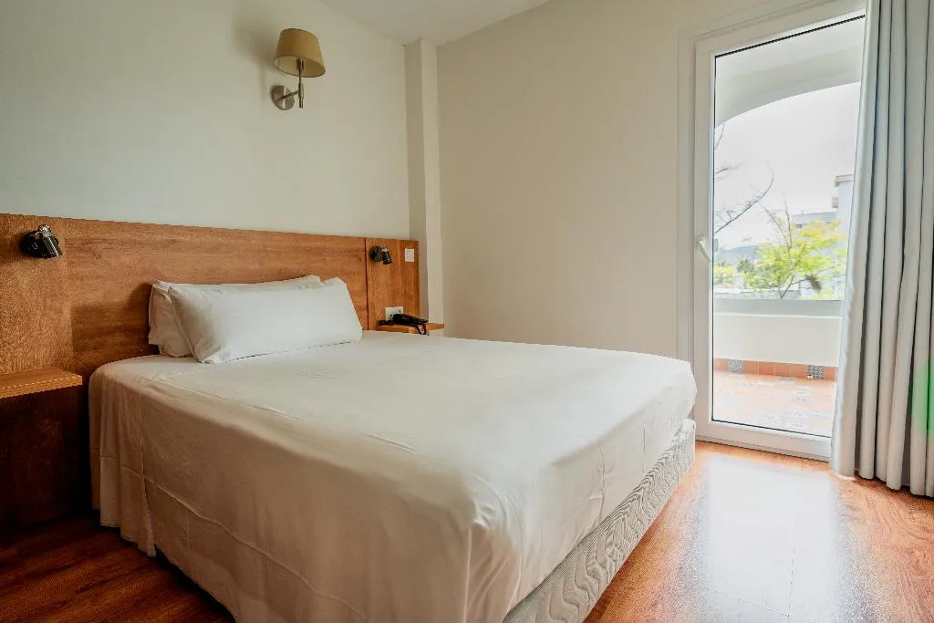 DOUBLE SINGLE USE COMFORT Room, Nura Santa Ponsa Pins, Majorca