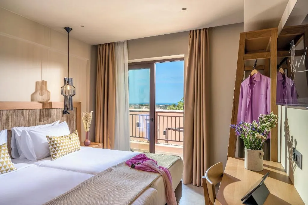 Room, Hotel Pyriã¡, Crete
