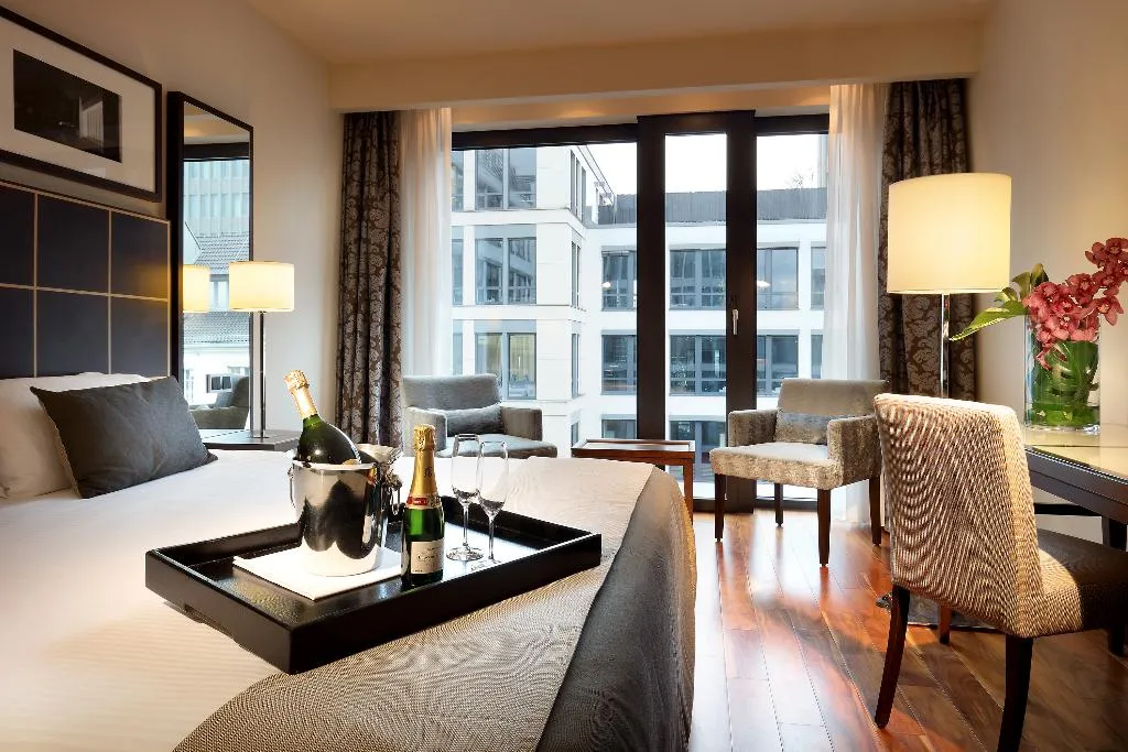 DOUBLE SINGLE USE SUPERIOR Room, Eurostars Berlin, Berlin