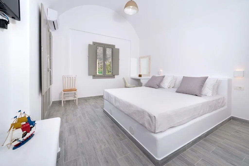 Room, Casa Iphigenia, Santorini