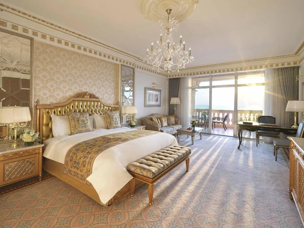 Room, Raffles The Palm Dubai, Dubai