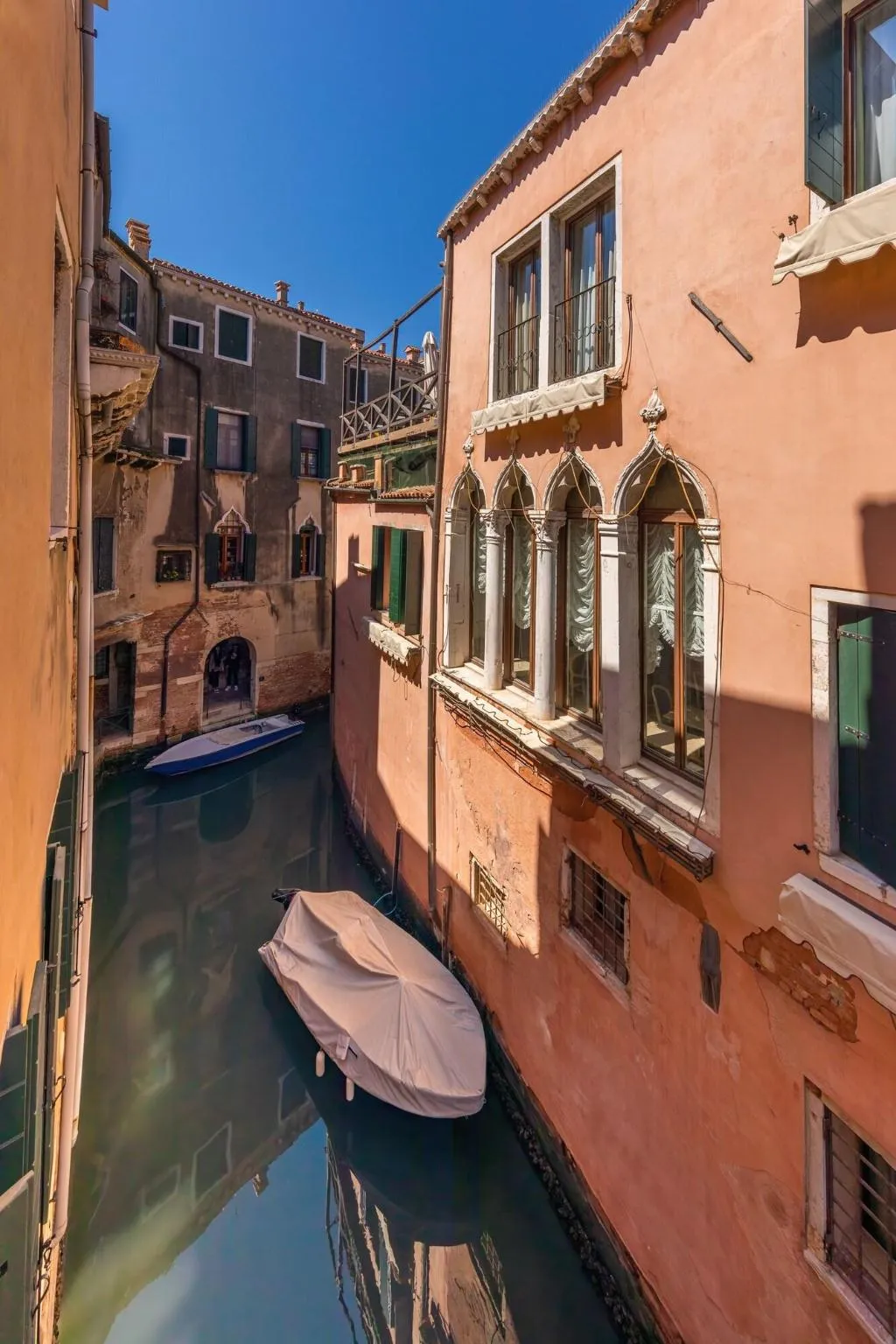 General view, La Locandiera, Venice