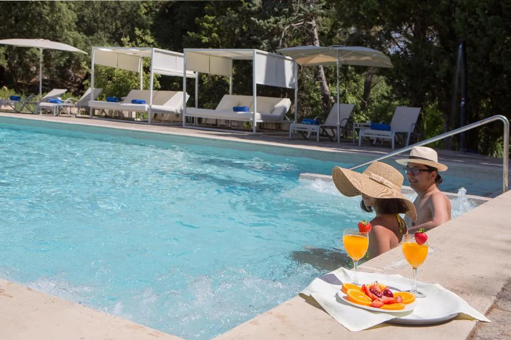 Pool, L´Hermitage, Majorca