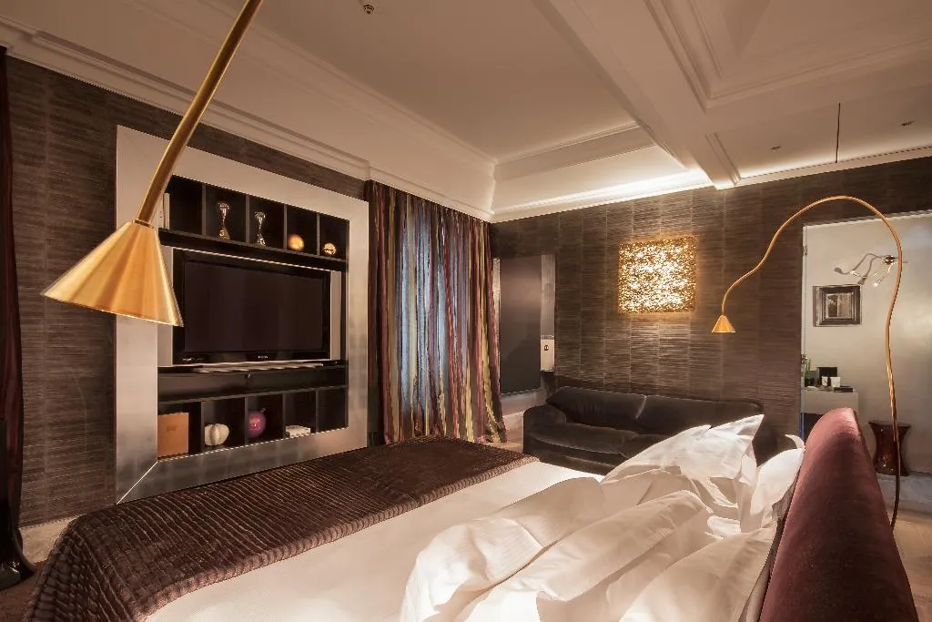 JUNIOR SUITE STANDARD Room, Palazzo Manfredi-Small Luxury Hotels of the World, Rome