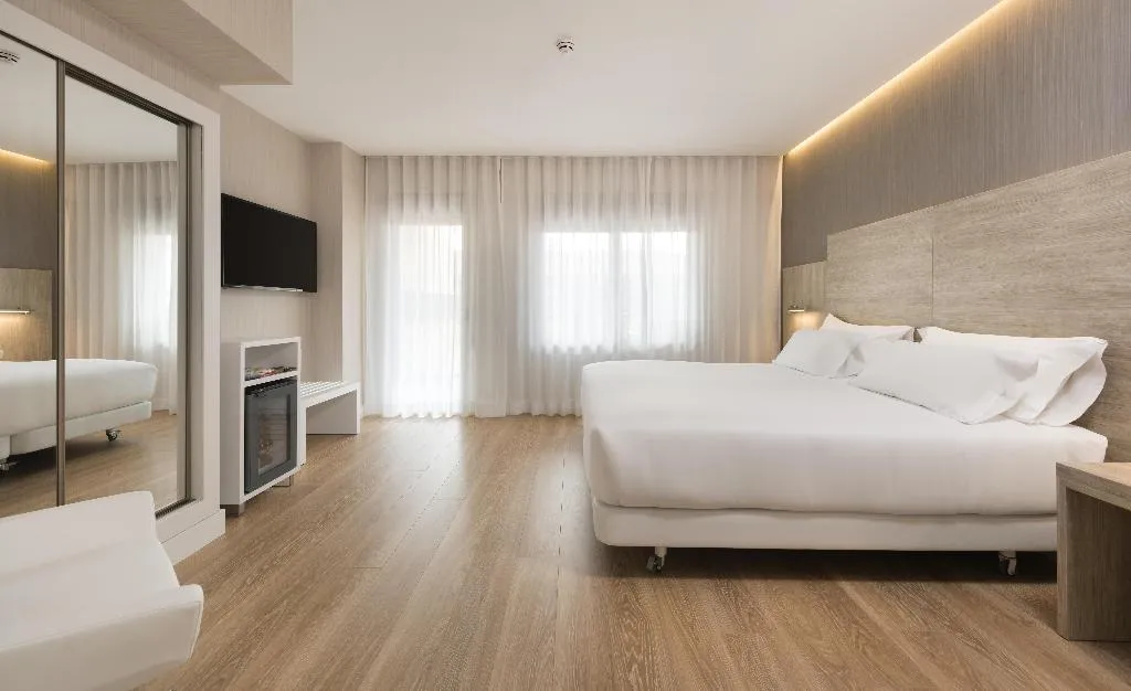 Room, NH Madrid Chamberí, Madrid