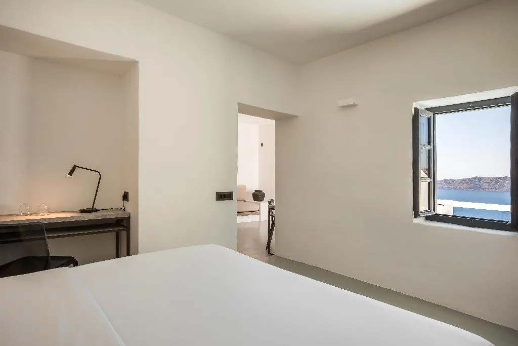 SUITE SEA VIEW HONEYMOON Room, Sun Rocks Boutique Hotel | Caldera View Suites, Santorini