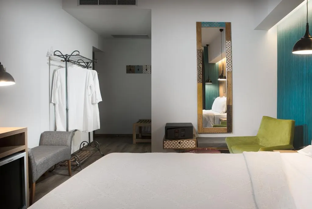 Double or Twin DELUXE Room, 36O Degrees Pop Art, Athens